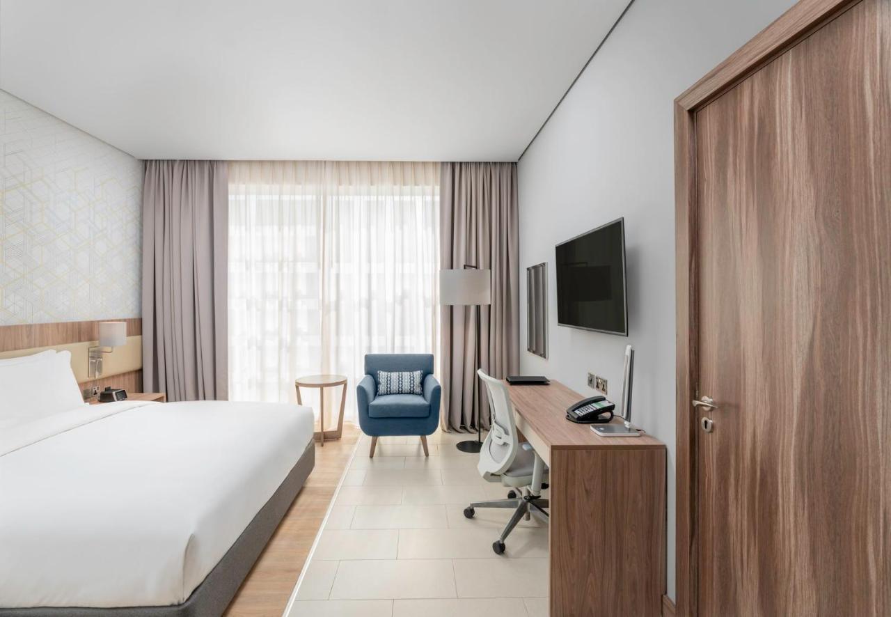 Holiday Inn & Suites Al Jubail By Ihg Al Fanatir Exterior photo
